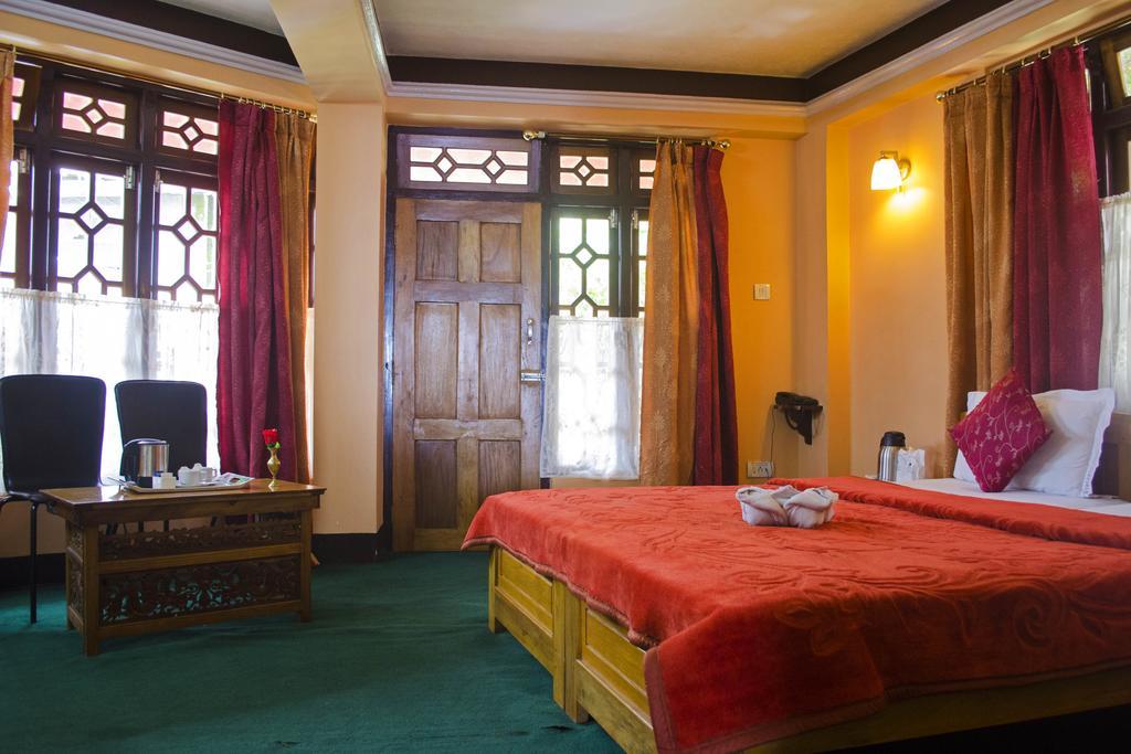 Hotel Hill Crown Retreat Darjeeling  Esterno foto